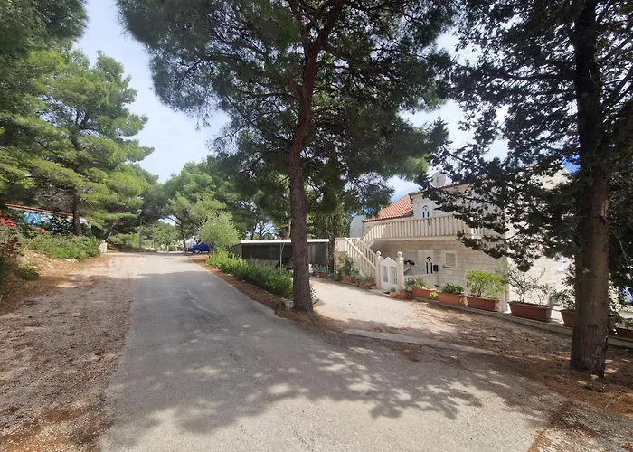 Antonia\'S Place By Villa Kristonia