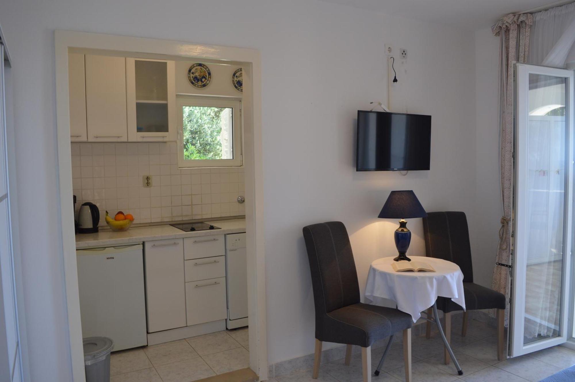 Antonia's Place By Kristonia * Hvar Town